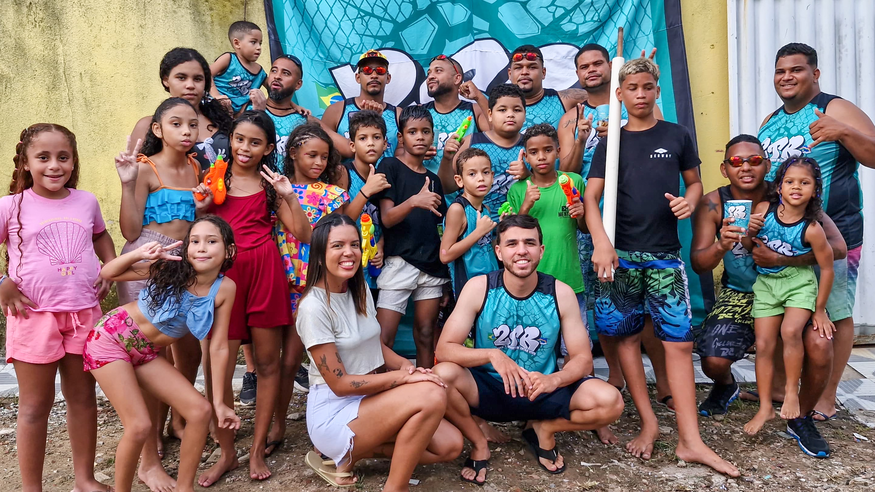 Associação prestigia bloco da 2TR e reforça apoio às manifestações culturais da comunidade